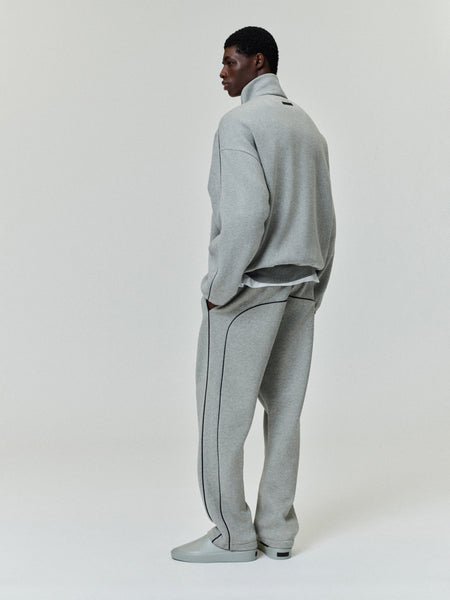 Relaxed Fleece Sweatpant With Piping