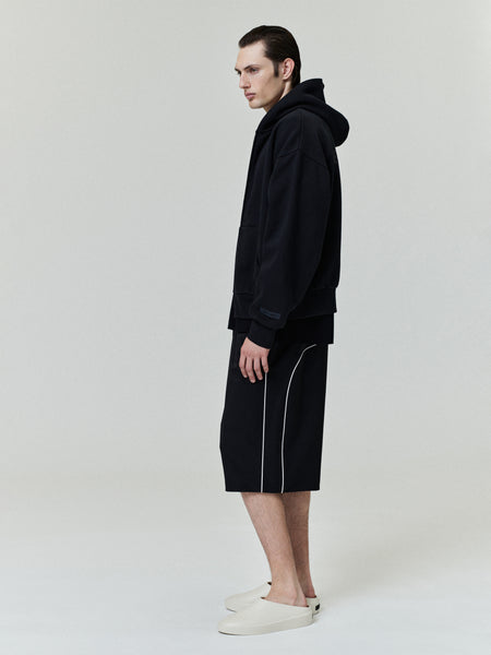 Relaxed Fleece Sweatshort With Piping