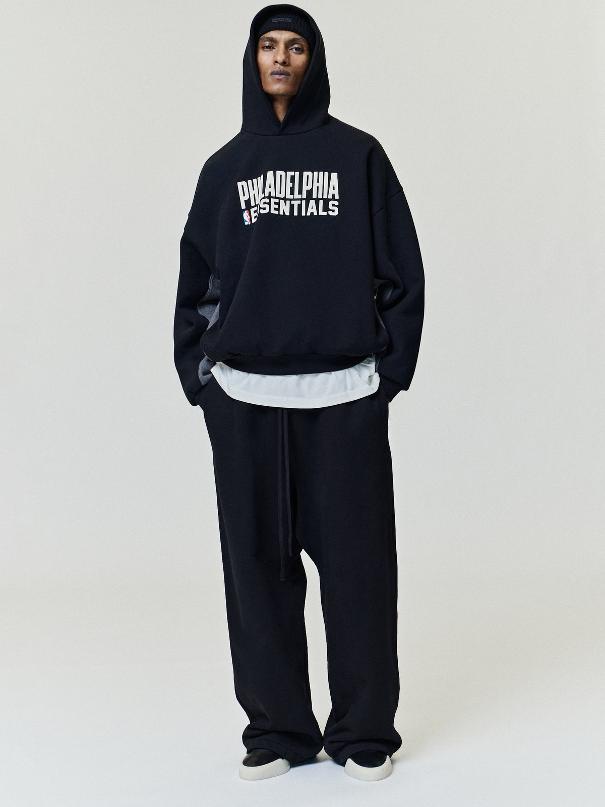 Sixers 90s Relaxed Hoodie