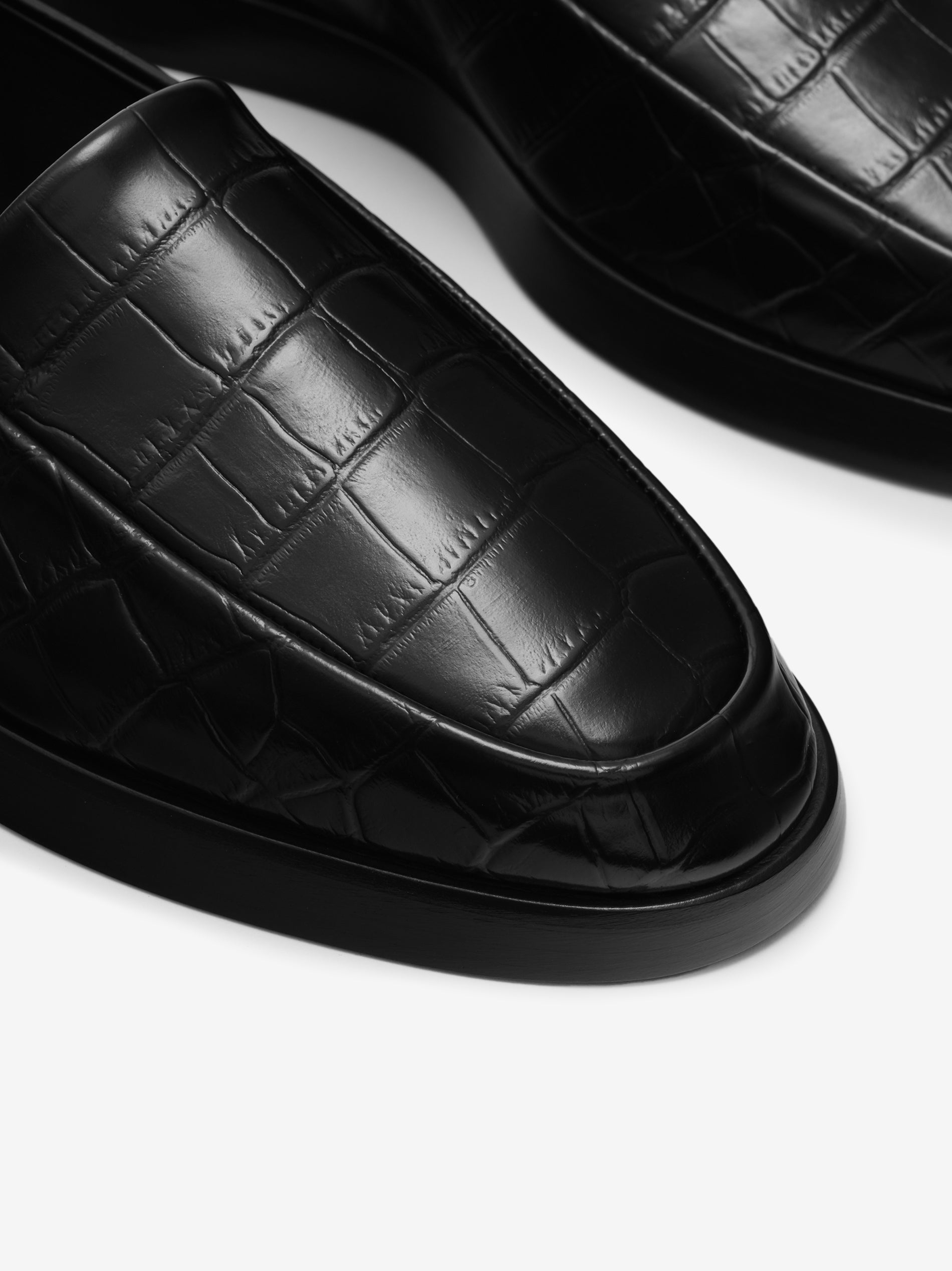 Dress Loafer in Black