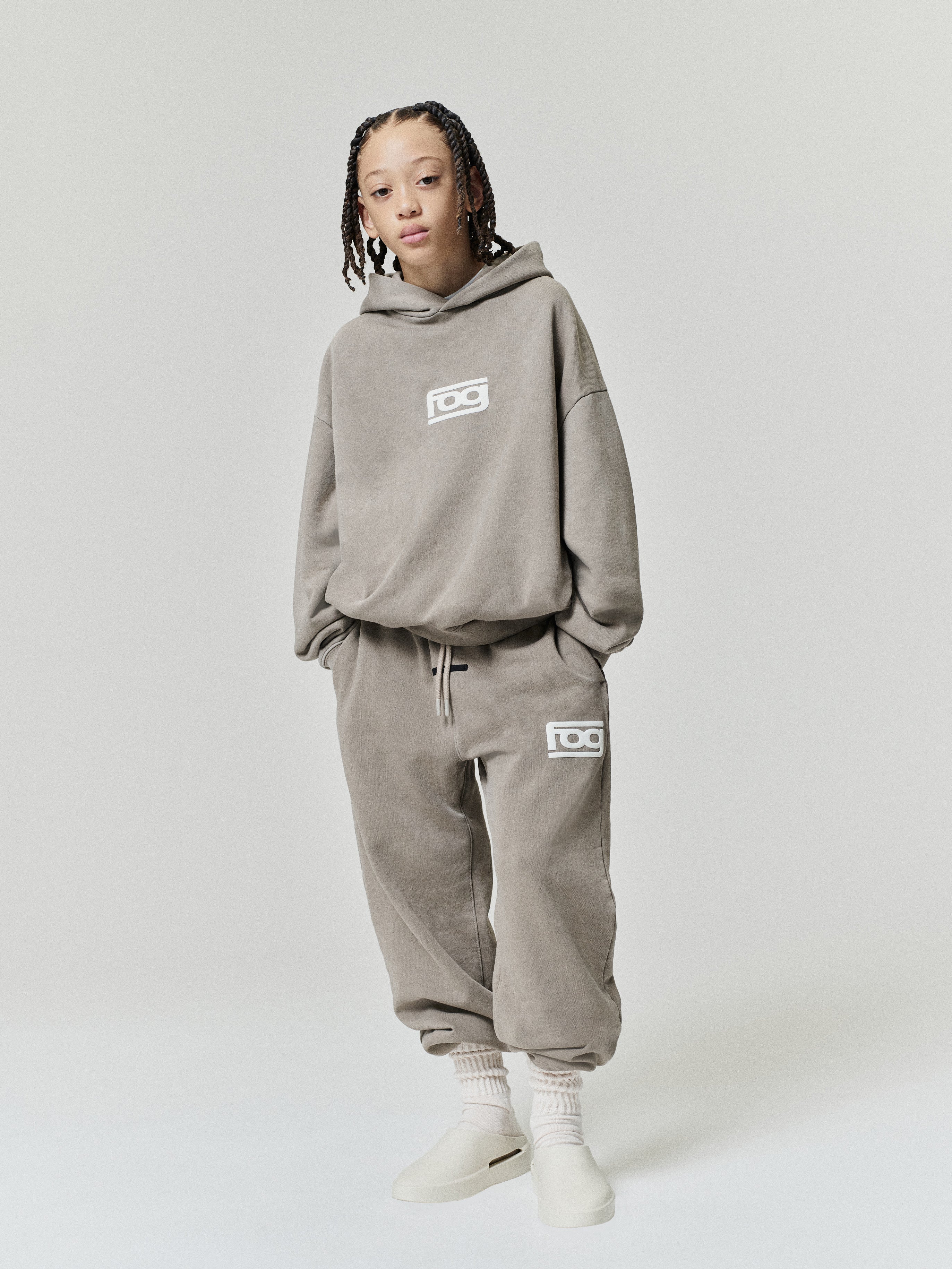 ESSENTIALS KIDS BOTTOMS – Fear of God