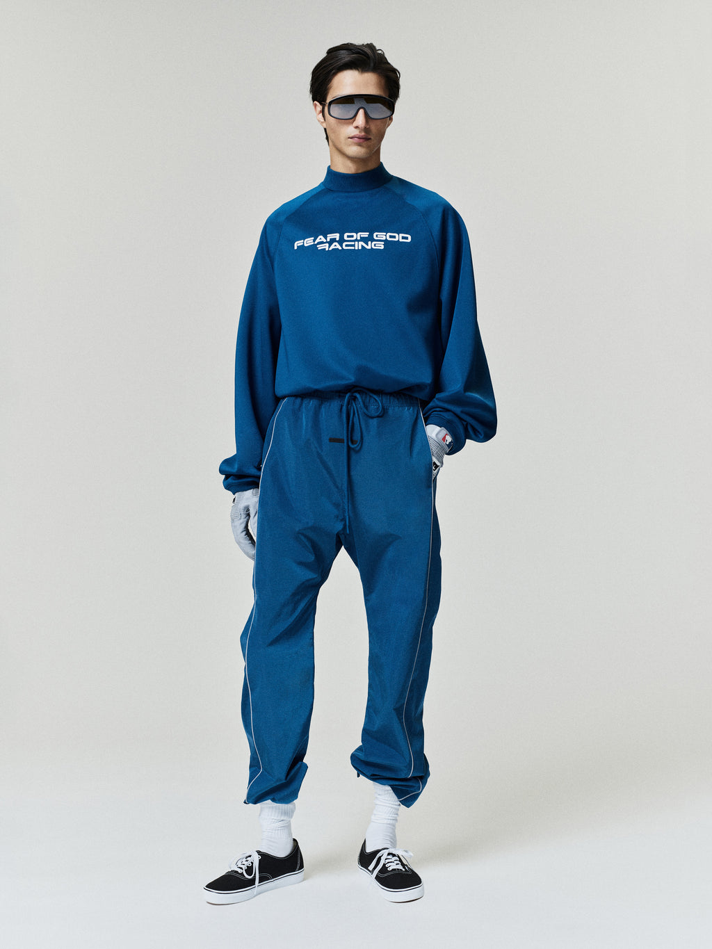 Tricot 90s Relaxed Long Sleeve Mock Neck