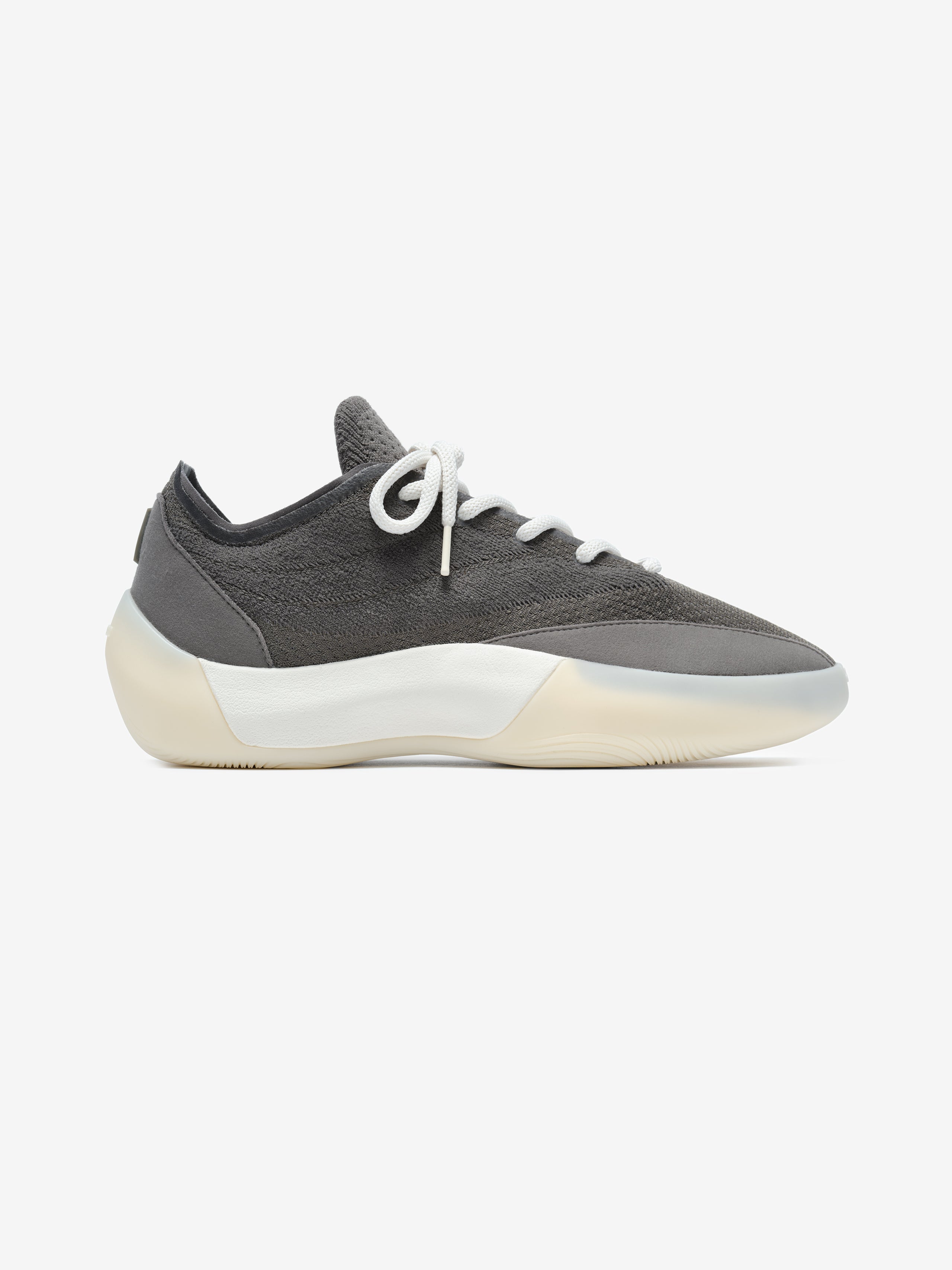 靴  Fear Of God Athletes Basketball 3 Athletics III Basketball – Fear of God