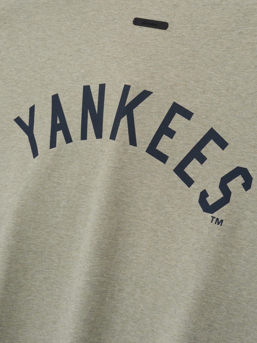 Yankees Merch Tee Seal Heather / XS view 4
