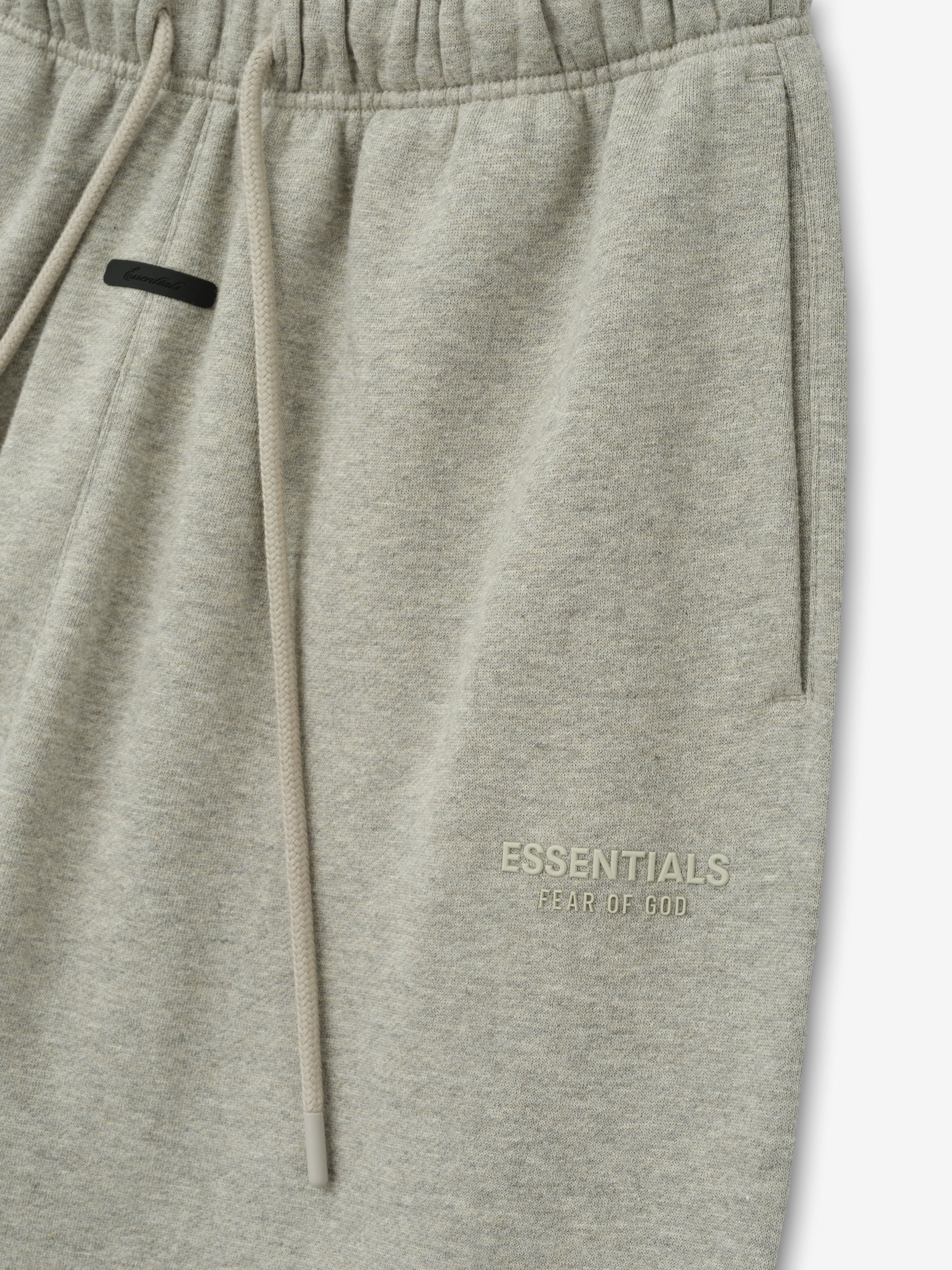 Womens Essentals FW26 Classic Sweatpant